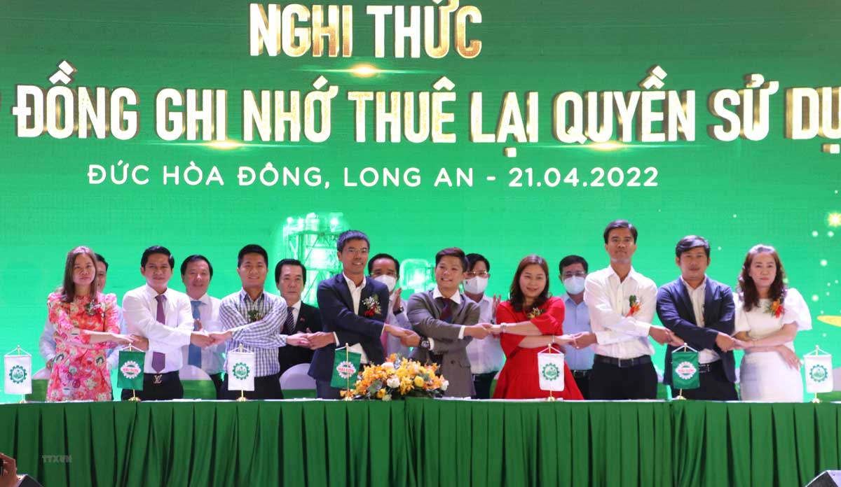 Enterprises signed a contract in principle to invest in Nam Thuan Industrial Park.