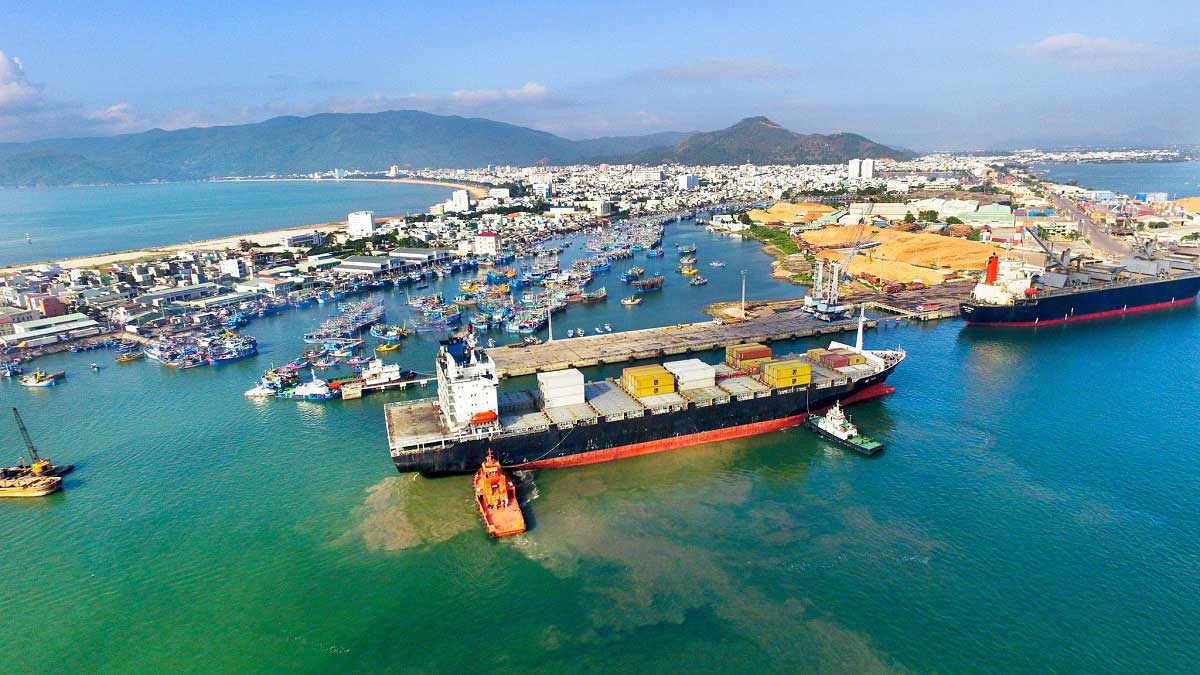 Quy Nhon Port will be dredged and upgraded to serve 50,000 DWT ships.