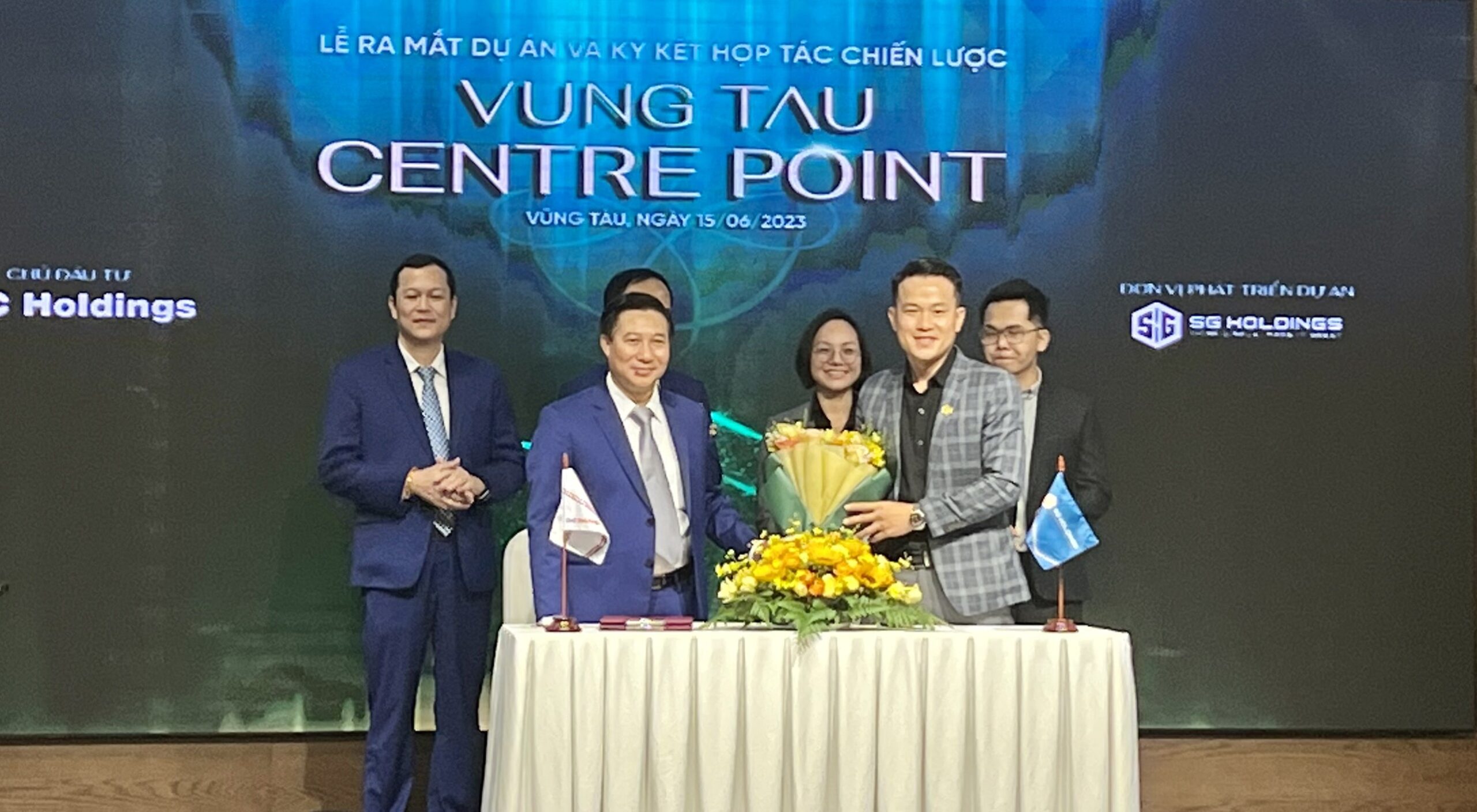 Strategic cooperation signing ceremony of Vung Tau Centre Point Project Strategic cooperation signing ceremony of Vung Tau Centre Point Project