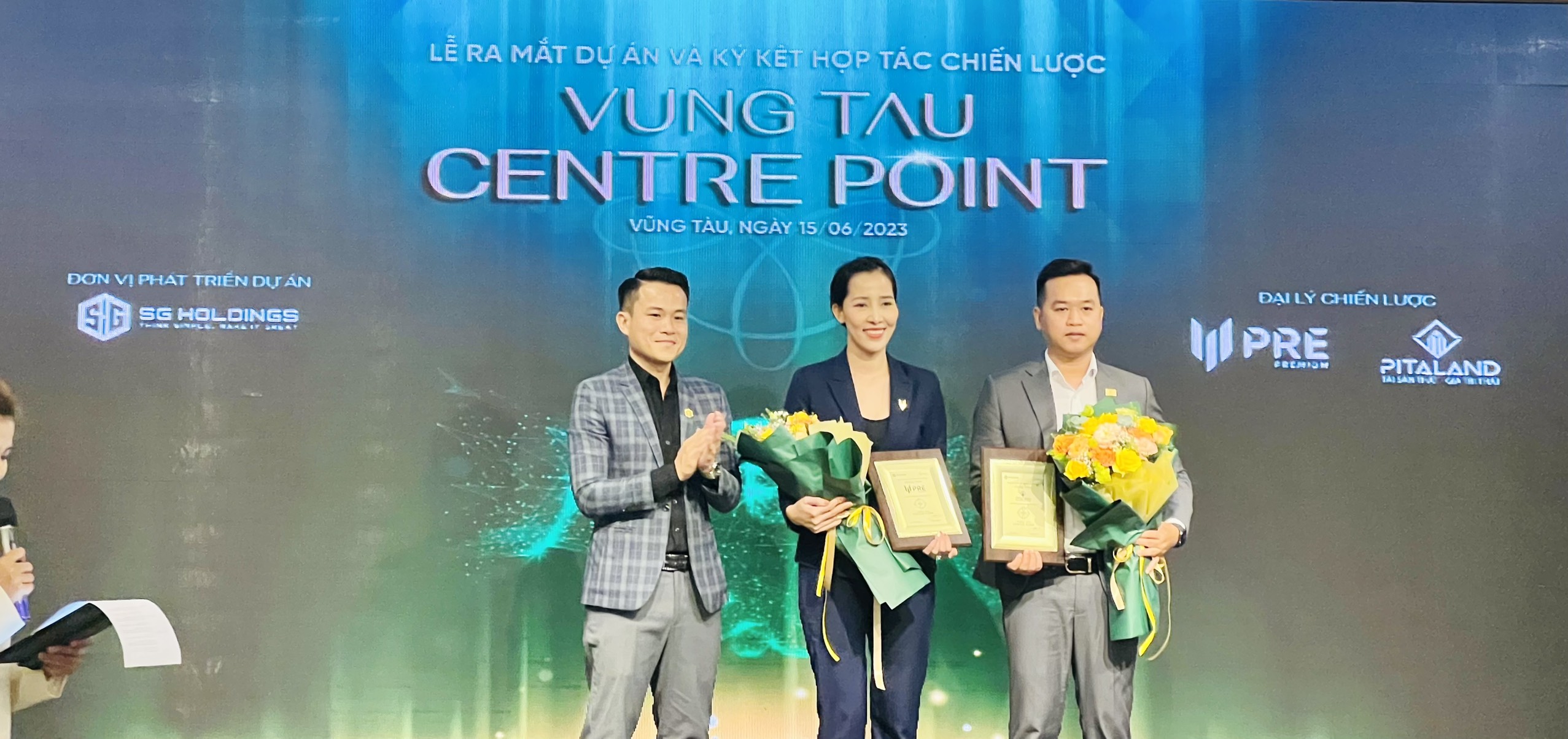 Strategic cooperation signing ceremony of Vung Tau Centre Point Project Strategic cooperation signing ceremony of Vung Tau Centre Point Project