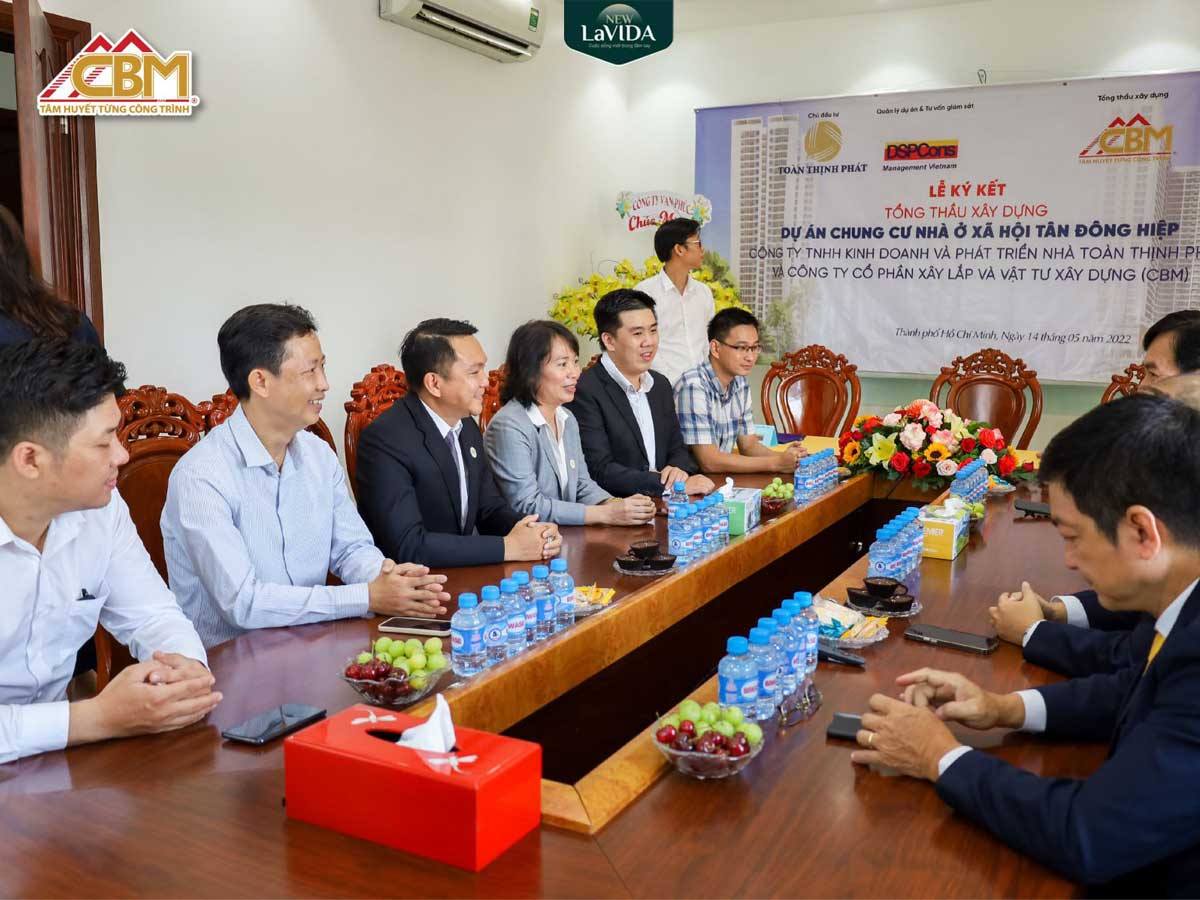 New Lavida Signing Ceremony of the General Contractor for Construction of Tan Dong Hiep New Lavida Social Housing Apartment Project - New Lavida