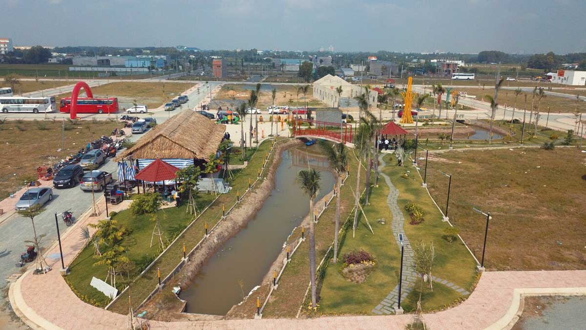 Construction progress of Long Cang RiverPark project