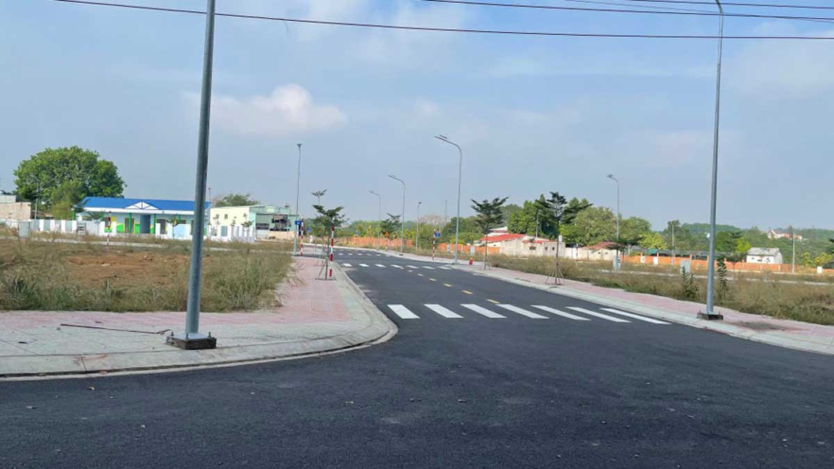 Tan Uyen Central Point Construction progress of Tan Uyen Central Point Binh Duong project latest 2022 - Tan Uyen Central Point