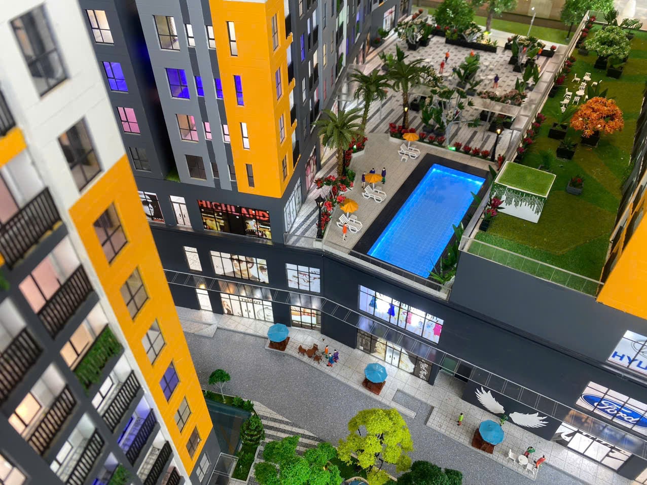 Bcons Solary Swimming Pool Amenities
